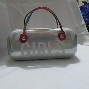 Glasses case